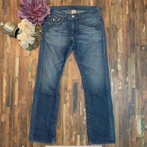 TRUE RELIGION | Studded Button Flap Pocket Straight Leg Jeans | 32